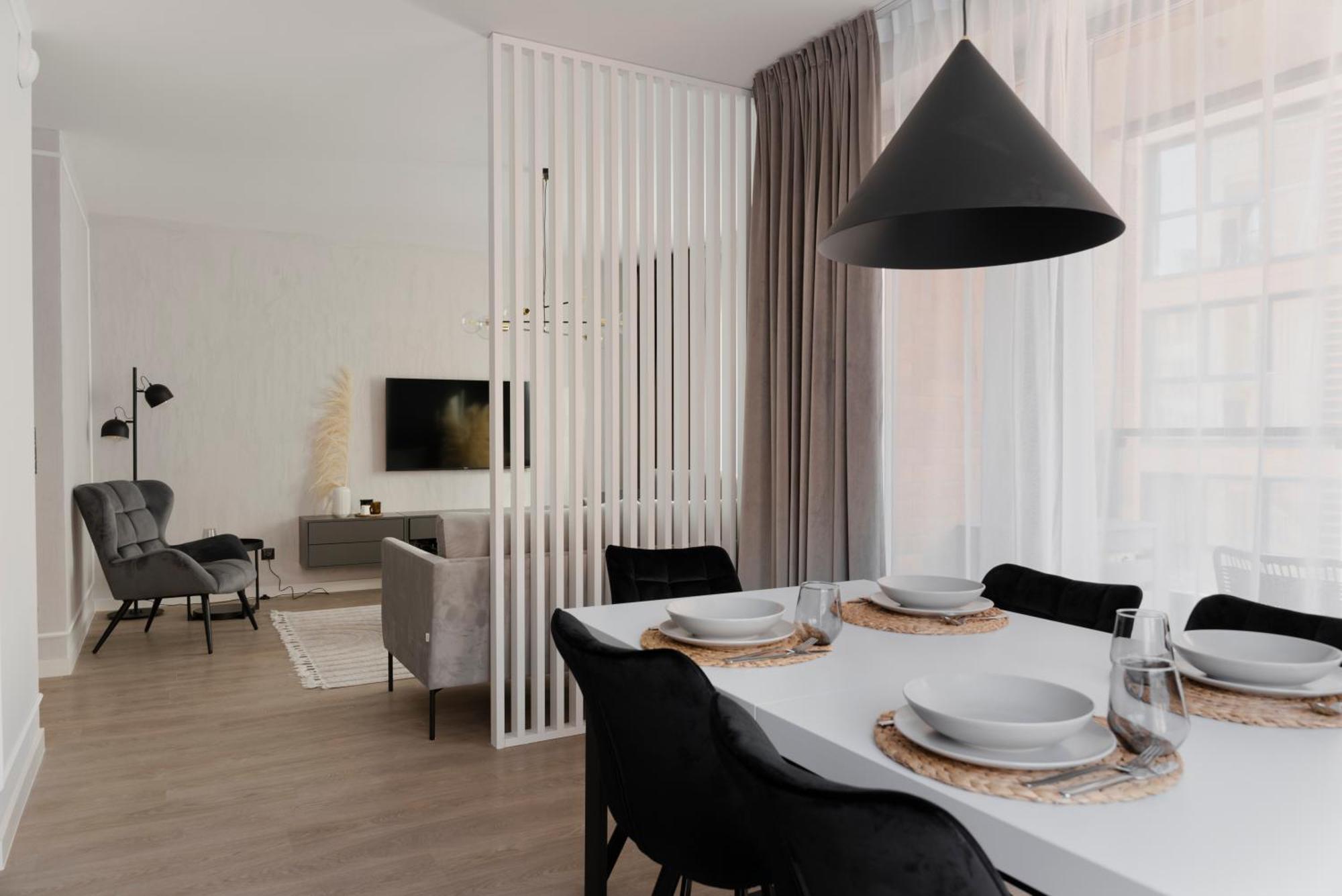 Scala 60D City Center Apartments With Parking By Lion Apartments グダニスク エクステリア 写真
